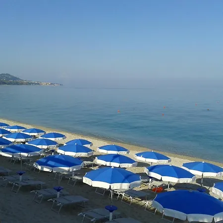 Villaggio Emmesse Standard Mandaradoni